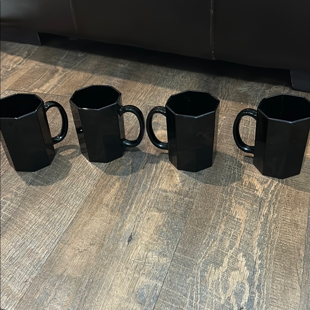 Arcoroc France Octime Black Octagonal Glass Dinnerware - Mugs 4 Set